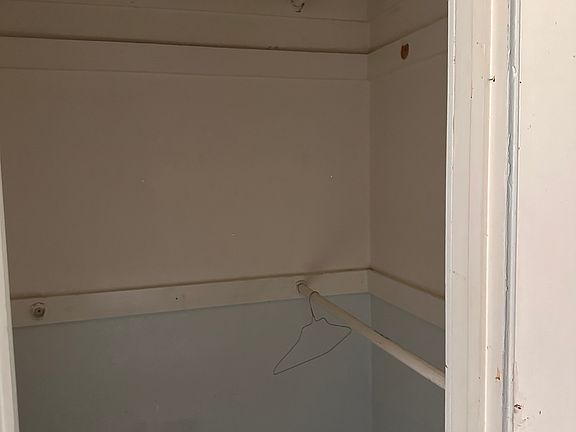 4th image of 6020 Masters Blvd #A