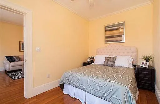 1 bed, 1.0 bath, $3,300 — Photo 4