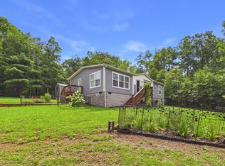 376 Ridge Oak Dr SE, Copper Hill, VA 24079