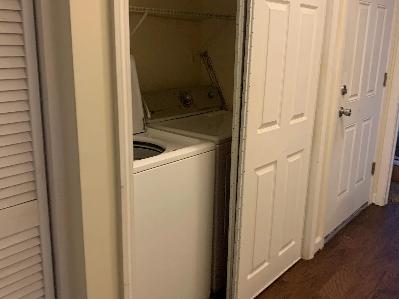 3 bed, $1,700 — Photo 1