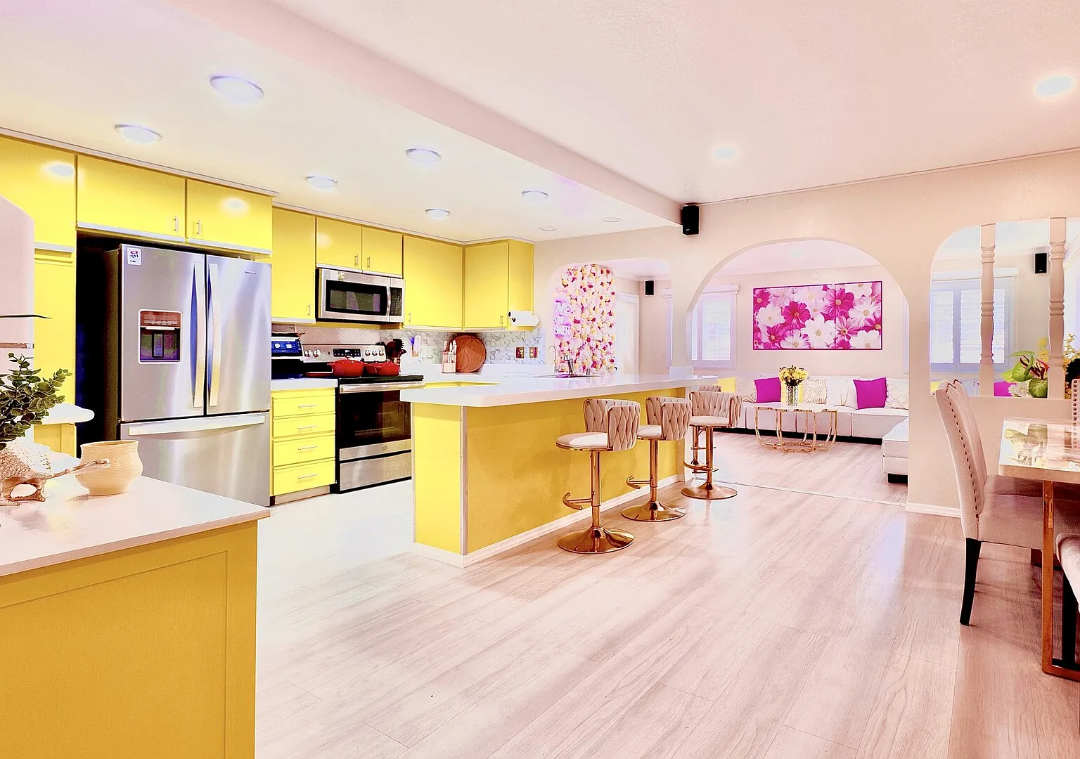 Pink Luxe Spa Retreat — Photo 2