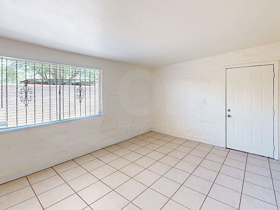 4th image of 501 W President St