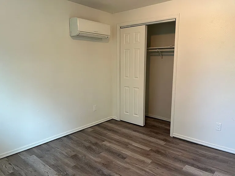 4397-4399 W Rose Hill Ct — Photo 24
