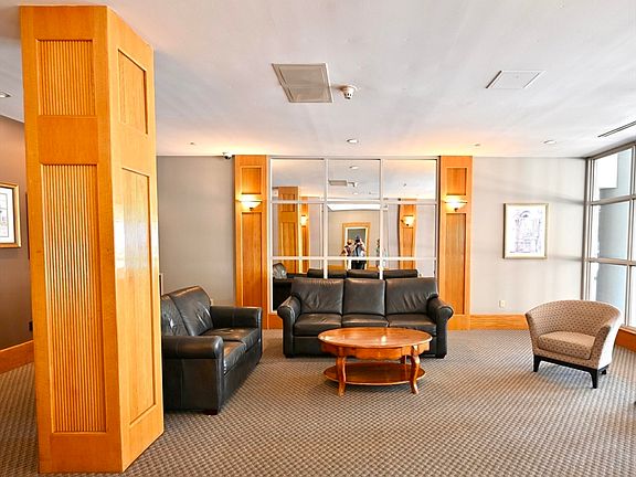 5th image of 30 Chelsea St APT 804