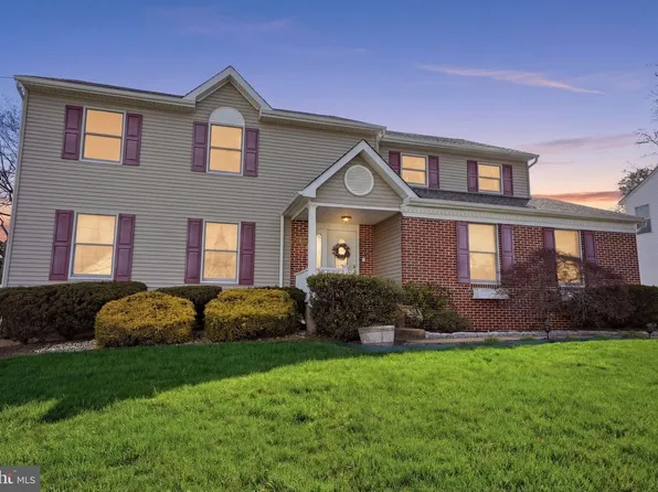 429 Grand Ave, Langhorne, PA 19047