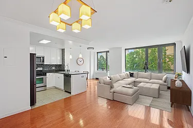 455 Main Street, #4K