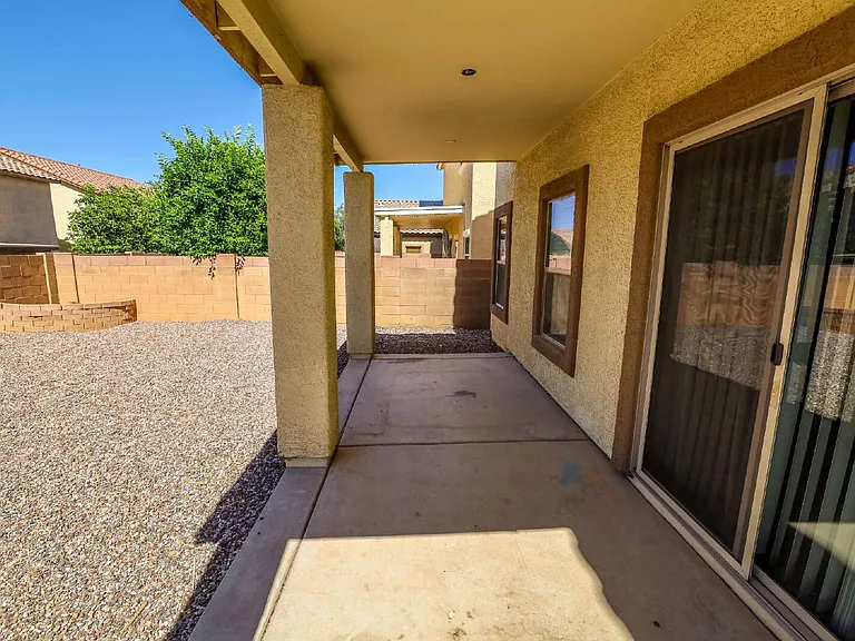 838 W Calle Valenciana — Photo 32