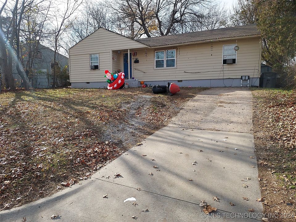 2nd image of 1526 N Marion Ave