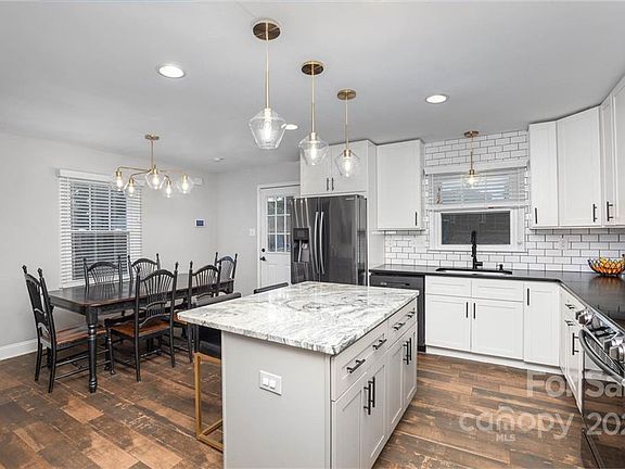 3rd image of 3908 Irvington Dr