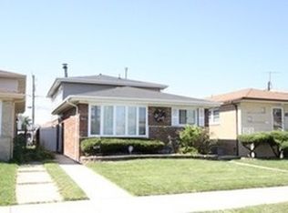 8242 S Mozart St, Chicago, IL