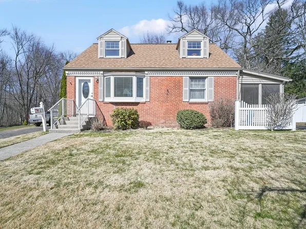 158 Homestead Blvd, Longmeadow, MA 01106