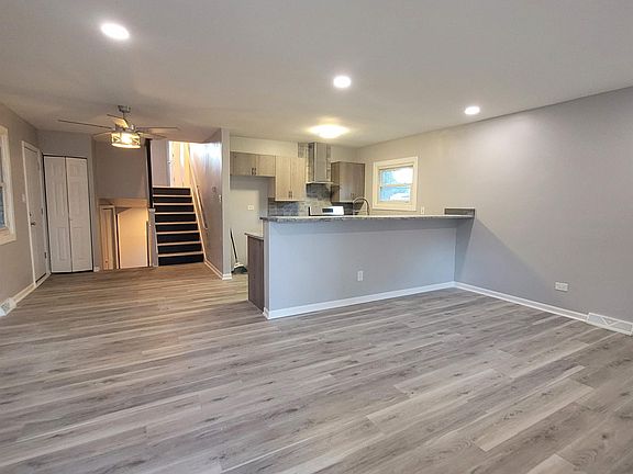 5th image of 6806 S Evans Ave