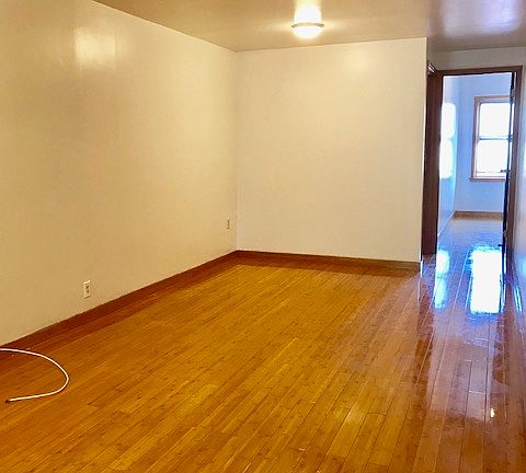 3rd image of 79 Avenue A APT 5