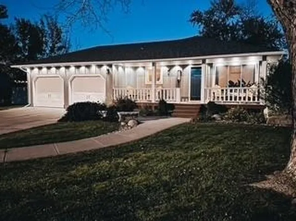 5309 Quail Creek Dr, Great Bend, KS 67530