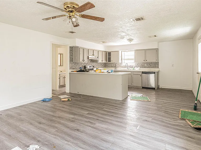22316 E Martin Dr — Photo 36