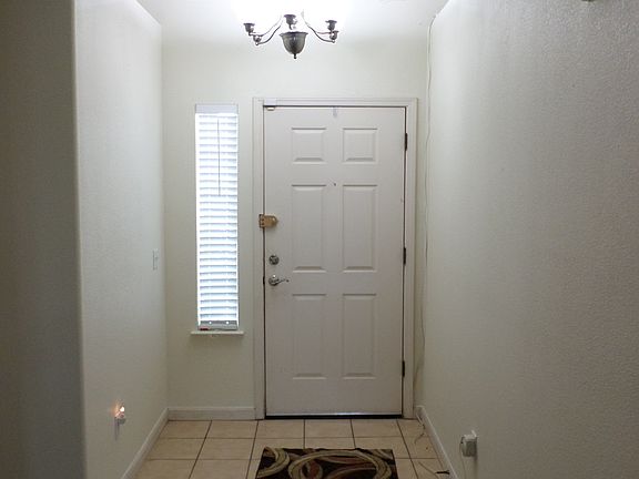 2nd image of 2803 Tecumseh Ln
