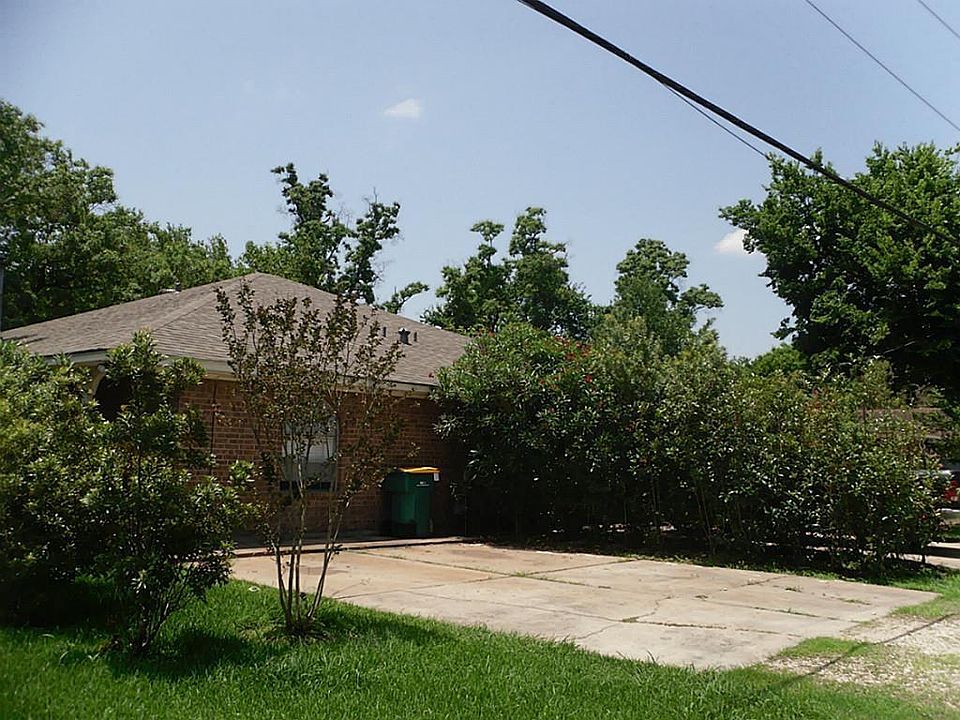 1st image of 2118 N Austin Ave