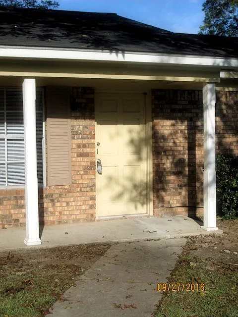 Building Photo 4