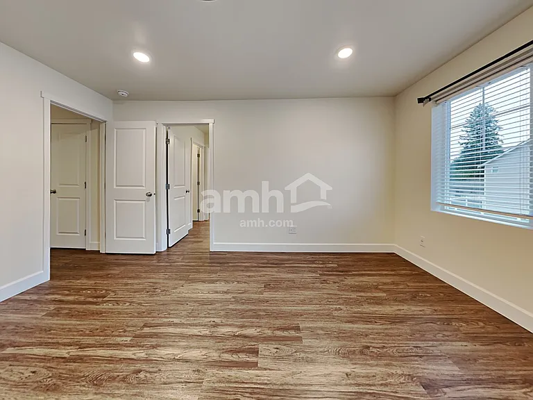 12451 83rd Ave E — Photo 10