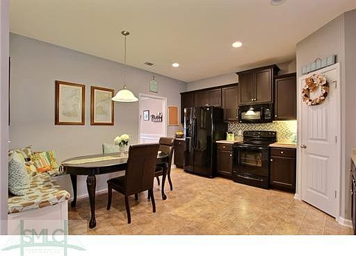 5th image of 111 Flat Creek Ln