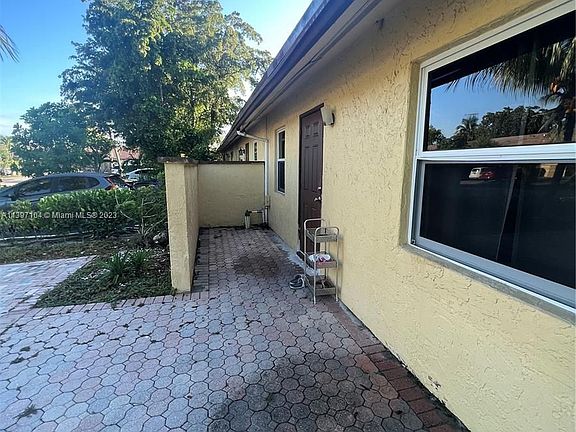 3rd image of 4402 NW 5th Ave #4402