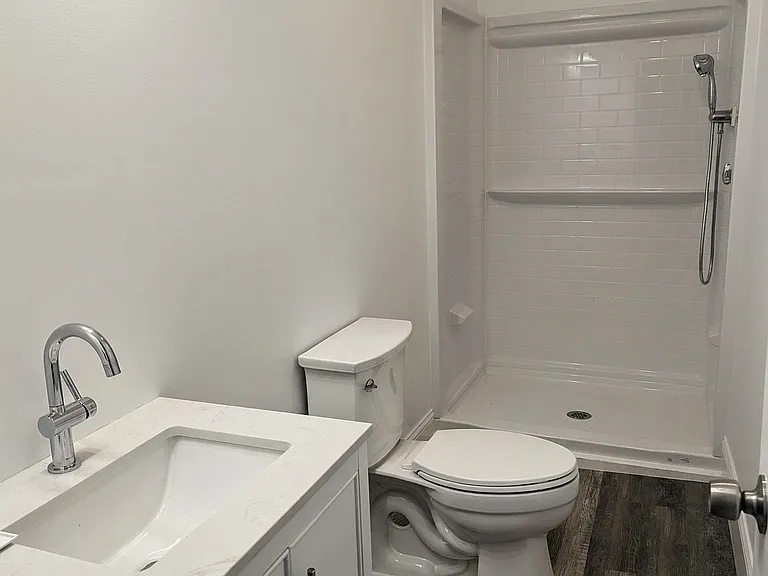 101 Ocean Ave #1R — Photo 8