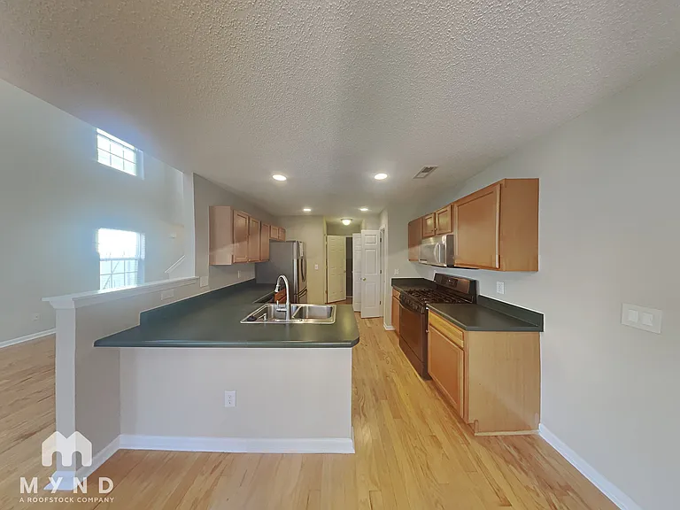 11021 Peacock Moss St — Photo 5