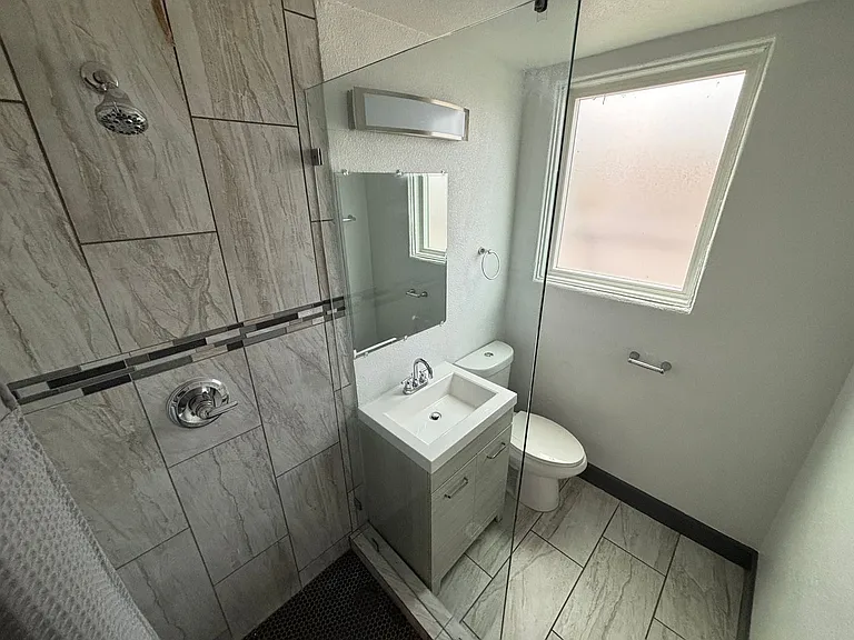 311 N 16th St #17 — Photo 3