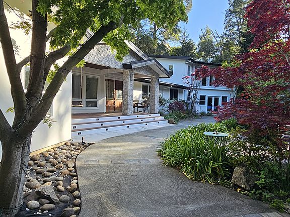 Front - Entry from gate