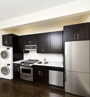 Rented by Avenues Real Estate | media 22