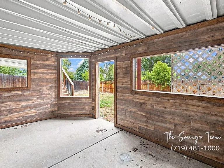 3060 Maverick Dr — Photo 41