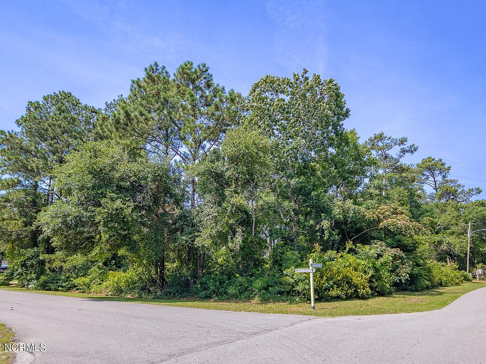 1st image of 62 Bay Court