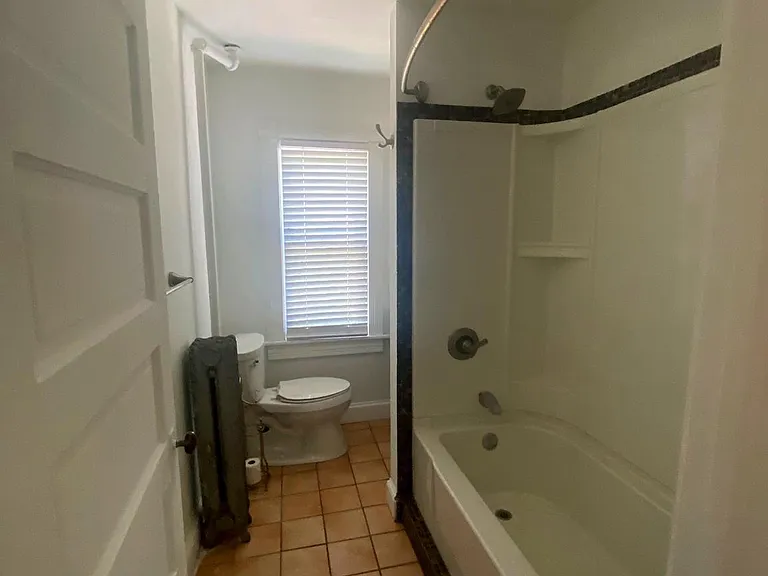 421 E Lake Ave — Photo 13
