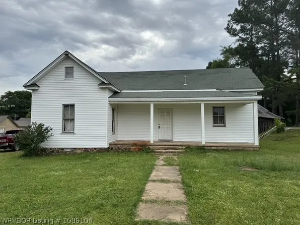 118 S Wood St, Charleston, AR 72933