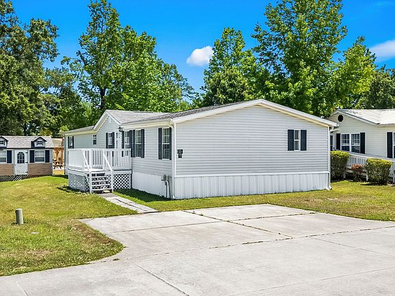 2nd image of 500 Folly Estates Dr.