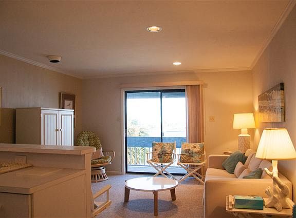 3rd image of 560 Pleasure Pier Blvd APT 206