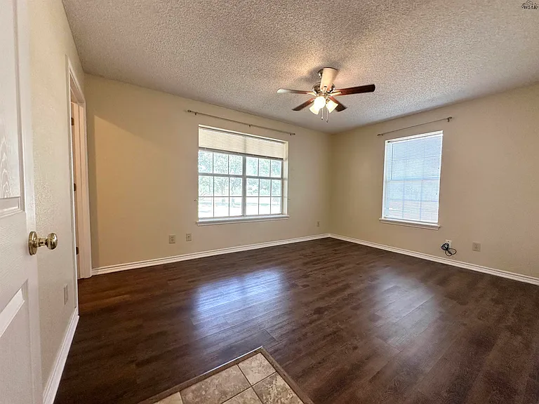 1373 Kincall Rd — Photo 15