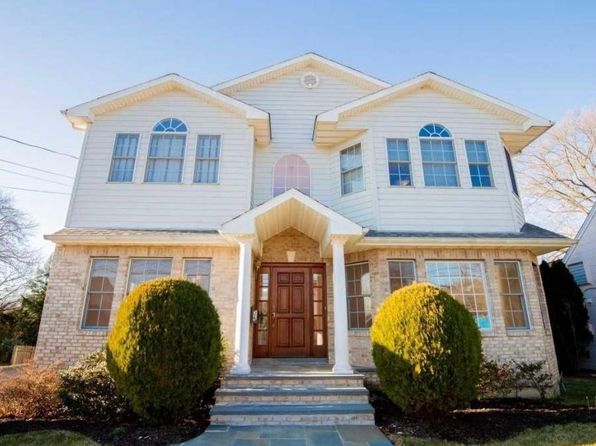 Houses For Rent In 11050 2 Homes Zillow