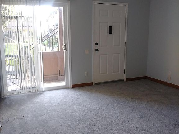 5th image of 368 Kenbrook Cir