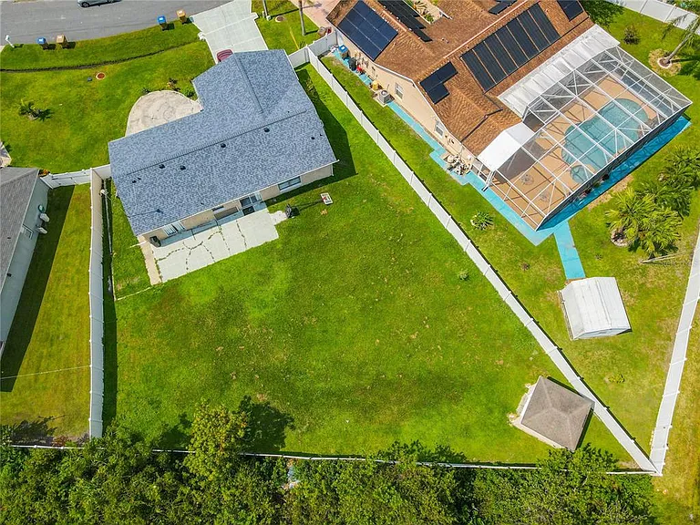 853 Blanc Ct — Photo 8