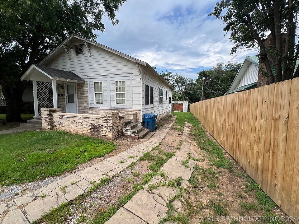 1st image of 405 E Comanche Ave