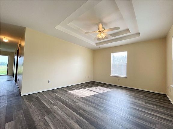 5th image of 2217 W Roselawn St
