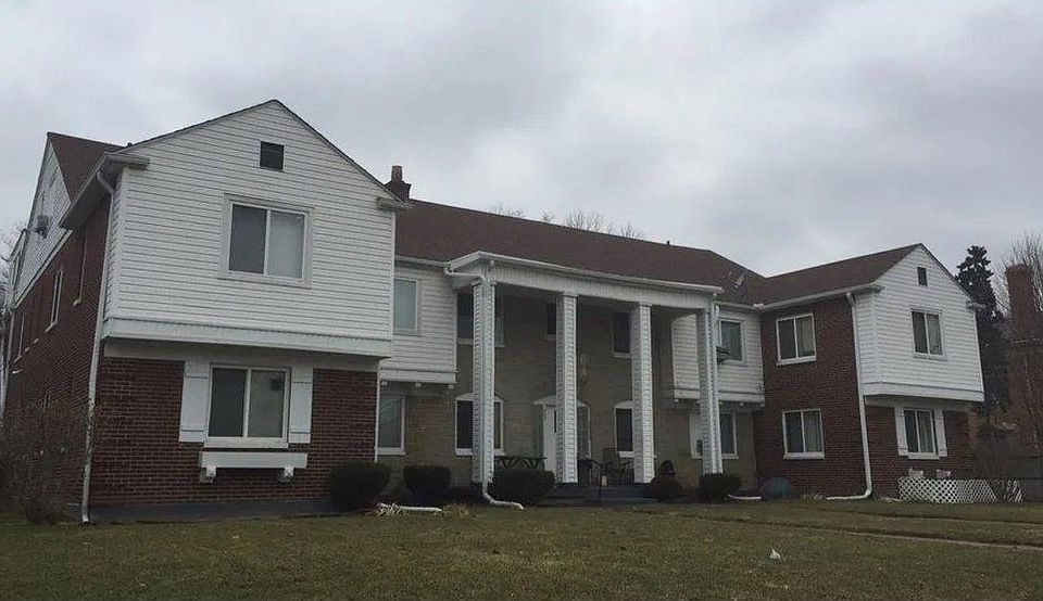 1st image of 455 Forest Ave #3