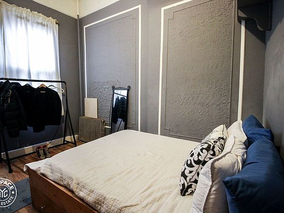 4th image of 94 Central Ave APT 1L