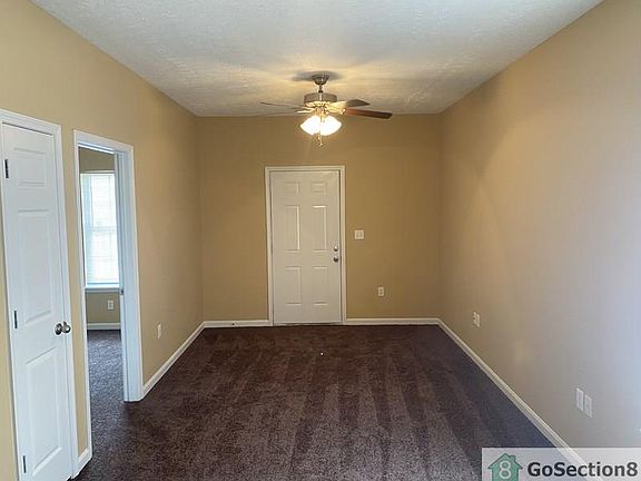 3rd image of 4618 W Market St Unit 101