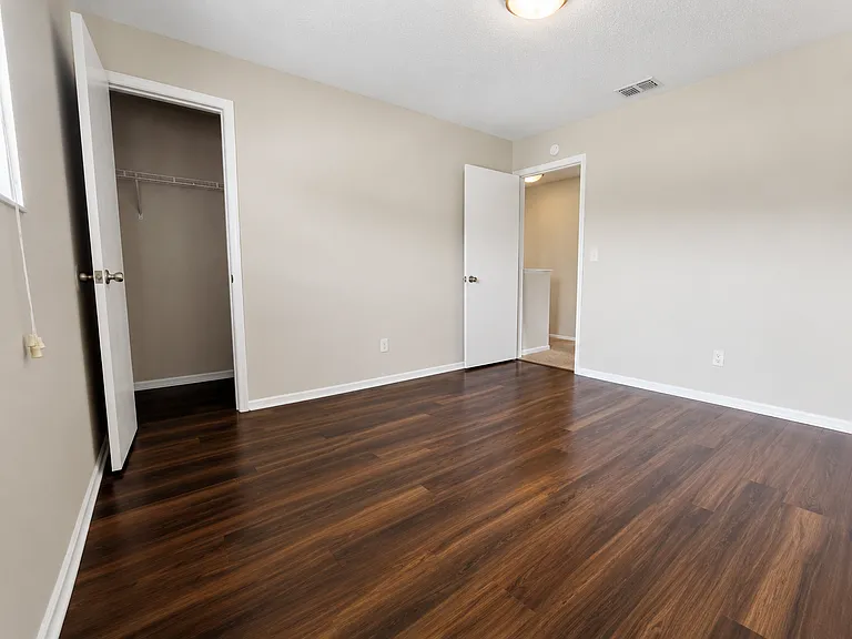 37210 Majestic Oak Ct #37210 — Photo 13