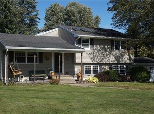 22 Jeffords Rd, Rush, NY 14543