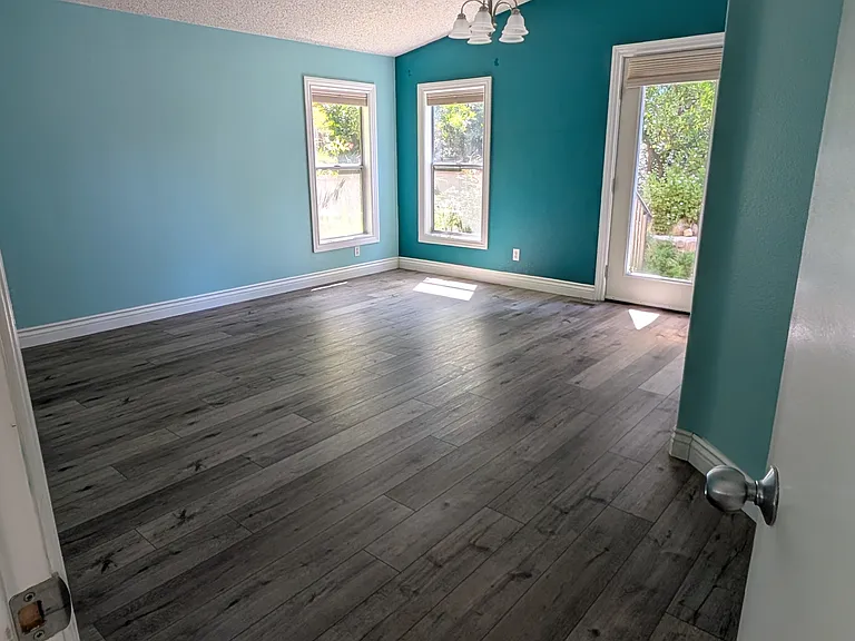 11604 N Ventura Ave — Photo 5