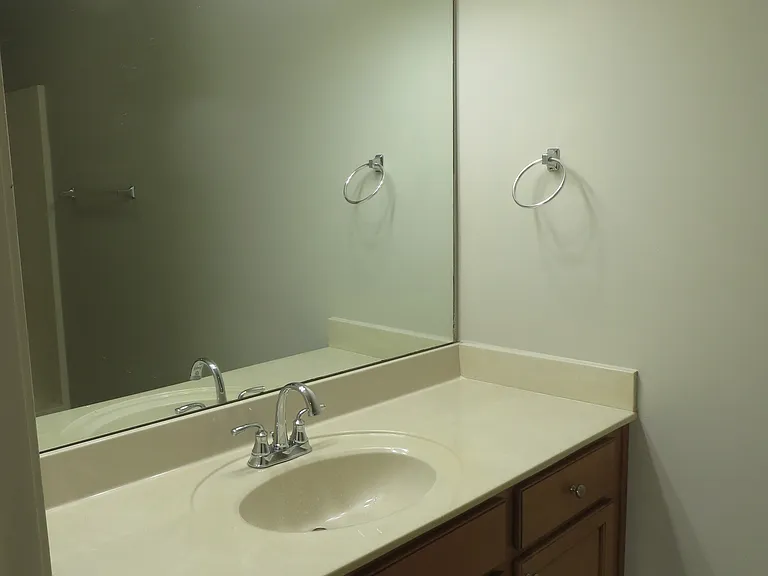 Primary Ensuite Bath