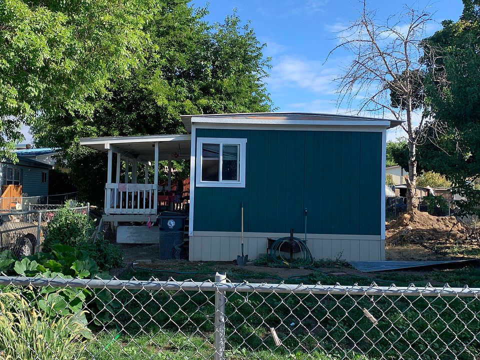 2nd image of 2601 Avenue A